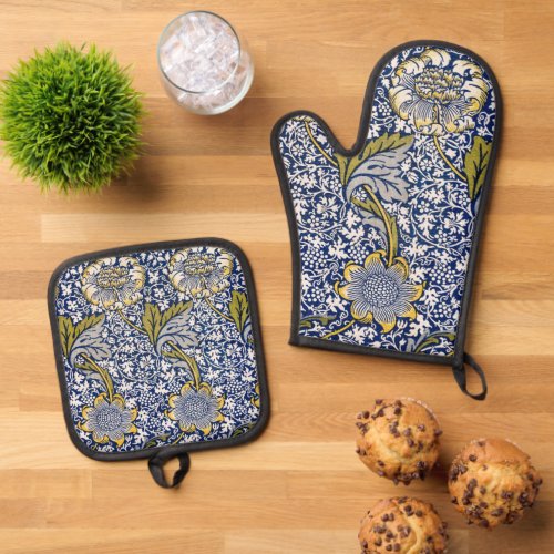 Kennet by William Morris Vintage Textile Art Oven Mitt  Pot Holder Set