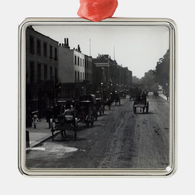 Kensington High Street, London Metal Ornament (Front)