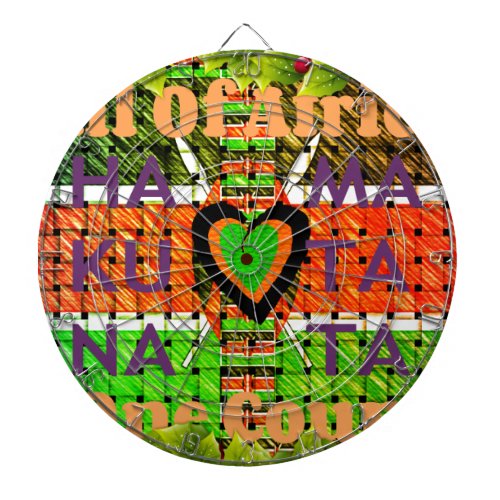 Kenya Hakuna Matata Dartboard With Darts