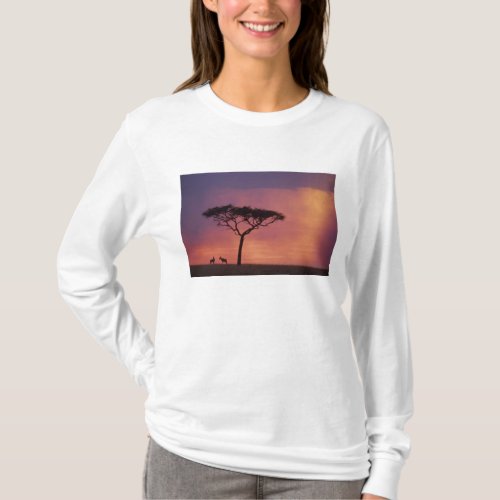 Kenya Masai Mara National Park Sunset T_Shirt