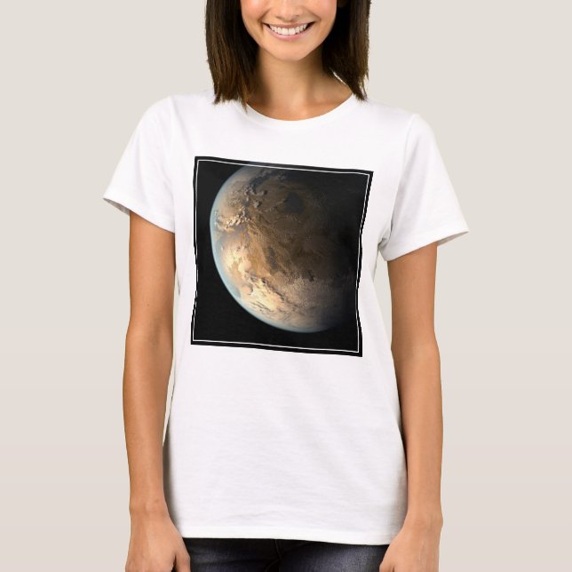 Kepler-186f Orbiting A Distant Star. T-Shirt (Front)