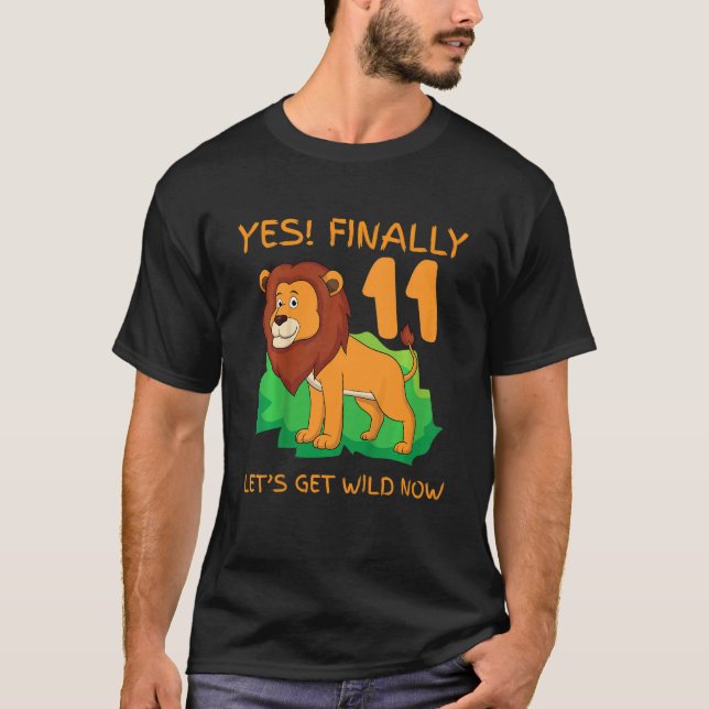 Kids 11 Eleven 11th Birthday Party Cake Lion Zooke T-Shirt (Front)
