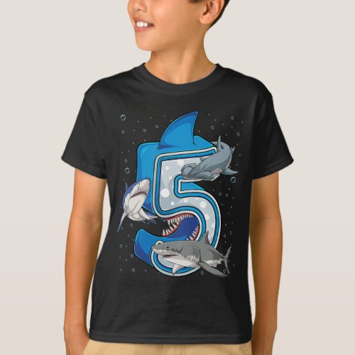 Kids 5th Birthday Boys Shark 5 years Old Ocean  T_Shirt