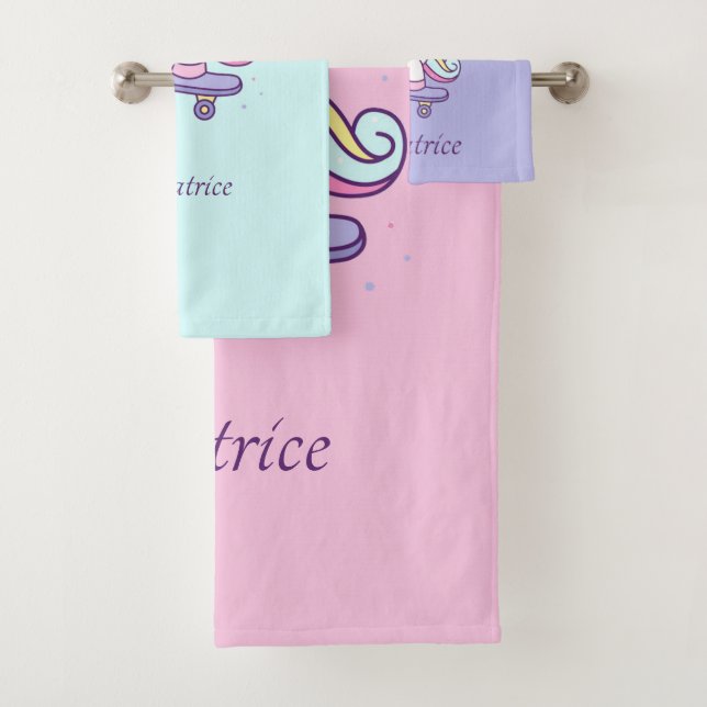 Kids Bath Towel set with unicorn in pastel colours (Insitu)