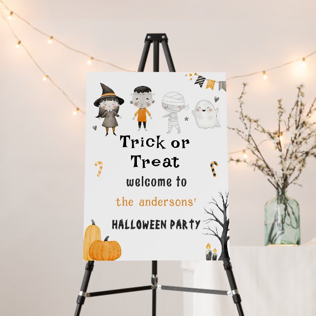 Kids Halloween Costume Birthday Welcome Sign  (In Situ (Stand))