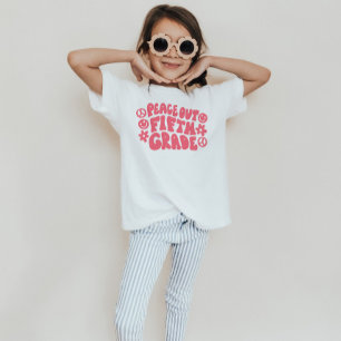 Kids Peace Out Fifth Grade T-Shirt in Pink