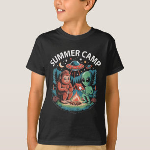 Kids summer camp alien ufo director crew host T-Shirt