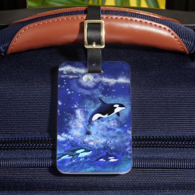 Killer Whale Luggage Tag (Front Insitu 2)