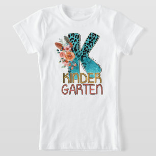 Kindergarten and crayons for your little girl T- T-Shirt
