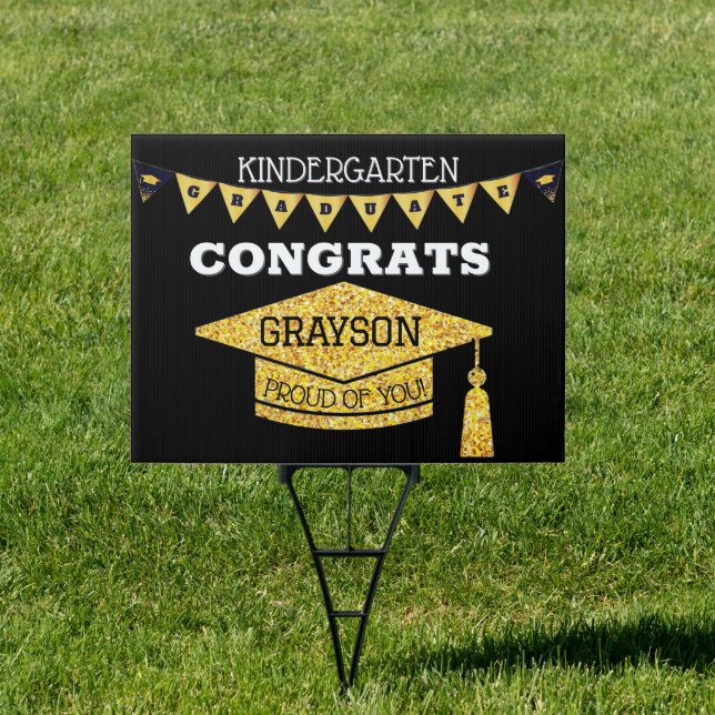 Kindergarten graduate Congrats yard sign (Insitu)