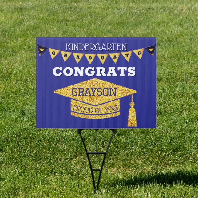 Kindergarten graduate Congrats yard sign (Insitu)