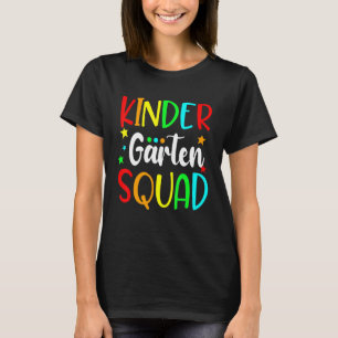 Kindergarten retro vintage teacher team Kinder squ T-Shirt