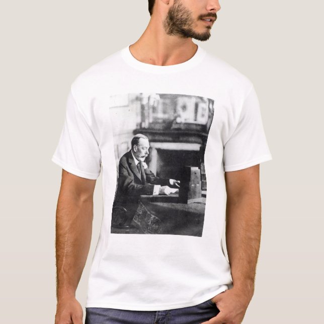 King George V T-Shirt (Front)