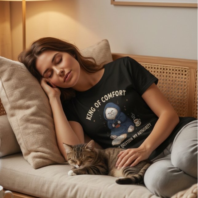 King of Comfort Cute Gaming Cat Hoodie T-Shirt (Creator Uploaded)