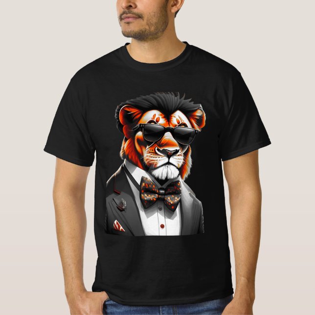 King of the Savanna Shirt" T-Shirt (Front)