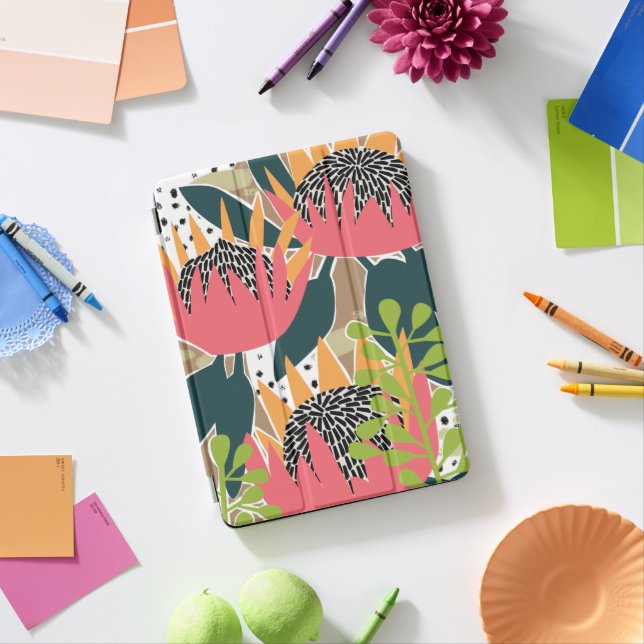 King Protea I iPad Pro Cover (Desk)