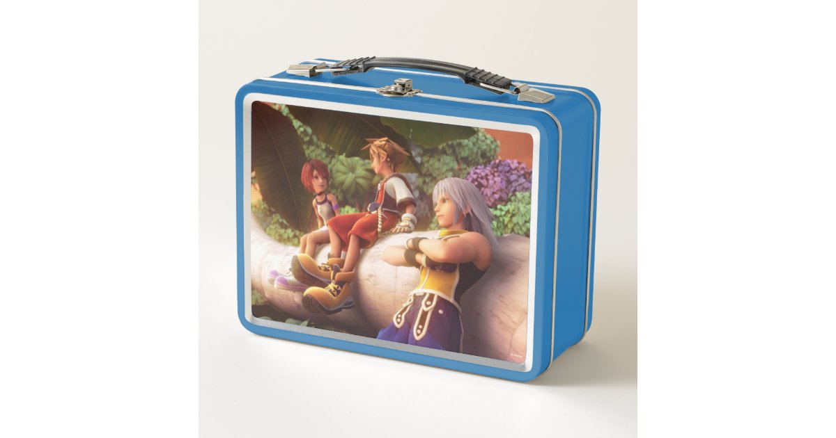 https://rlv.zcache.com/kingdom_hearts_kairi_sora_riku_film_still_metal_lunch_box-rd90da5c22bb948c09ab2e76f92283de4_ekzht_630.jpg?rlvnet=1&view_padding=%5B285%2C0%2C285%2C0%5D