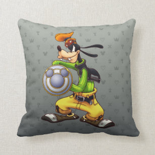Kingdom Hearts   Royal Knight Captain Goofy Throw Pillow