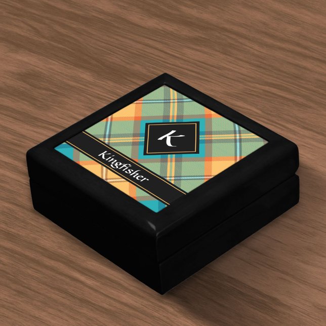 Kingfisher Tartan Gift Box (Creator Uploaded)