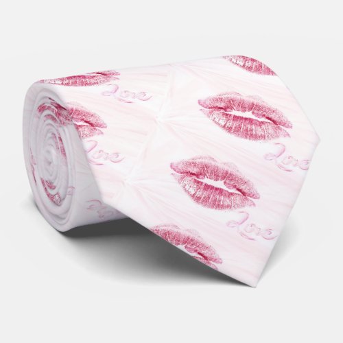 Kiss and love tie