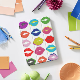 Kiss Kiss iPad Pro Cover