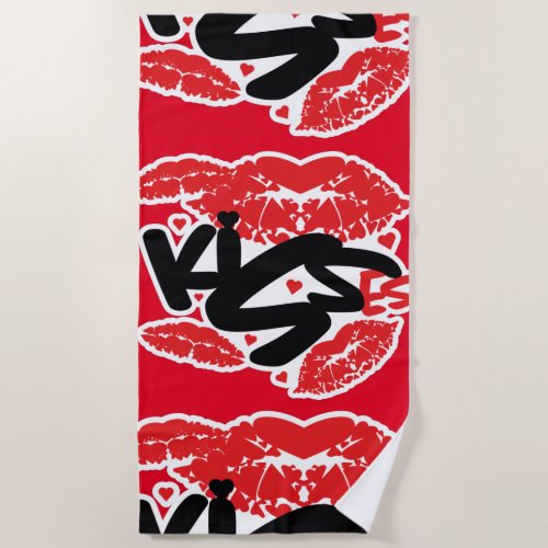 KISS KISSESKESO BESO LIBYAN KIPS CORAZON BY Masan Beach Towel