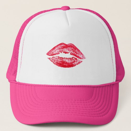 KISS LIPS trucker hat