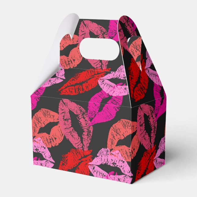 Kiss Mark Favor Boxes (Front Side)