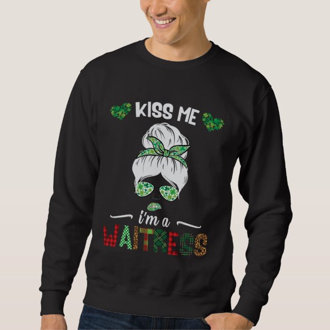 kiss me i am a waitress for women waitress waiter  sweatshirt (Front)