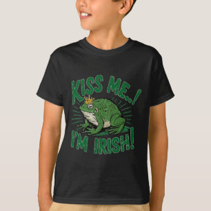 Kiss Me I´m Irish Lucky Prince Frog St Patricks Da T-Shirt