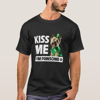 Kiss Me I m Pawsome Cairn Terrier St Patricks Day T-Shirt