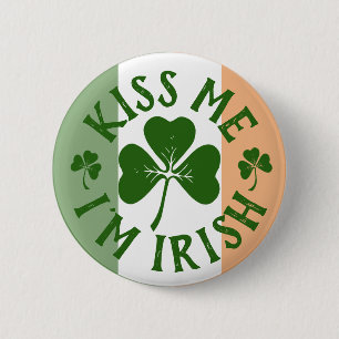 Kiss Me I'm Irish   Classic Saint Patrick's Day Pinback Button