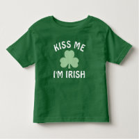 Kiss Me Im Irish Green Shamrock St Patricks Day