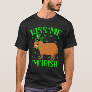 Kiss Me I'm Irish Leprechaun Hat Capybara St. Patr T-Shirt