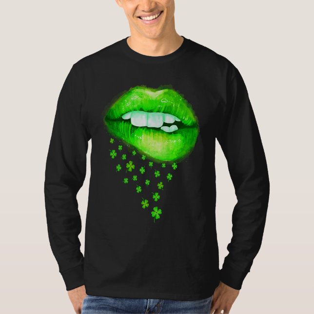 Kiss Me I'm Irish St Patricks Day  2 T-Shirt (Front)