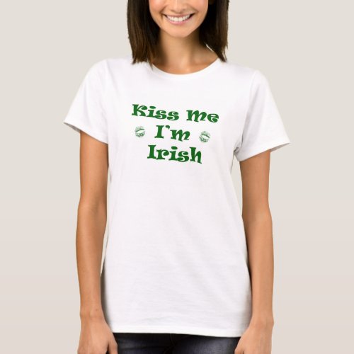 Kiss Me Im Irish Womens T_shirt