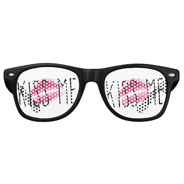 Kiss Me Lip Print Retro Sunglasses (Front)