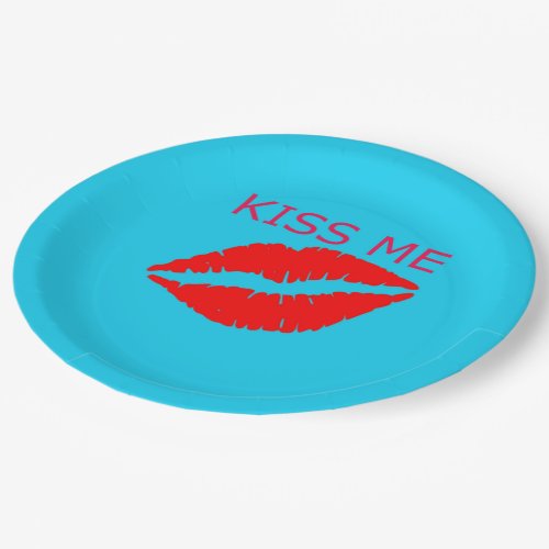 Kiss Me Paper Plates