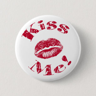 Kiss Me! Red Lips Button