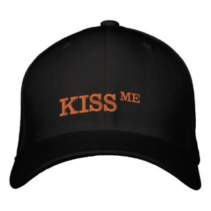 KISS ME retro Hat / Fun Party trucker cap