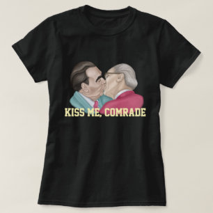 Kiss me T-Shirt