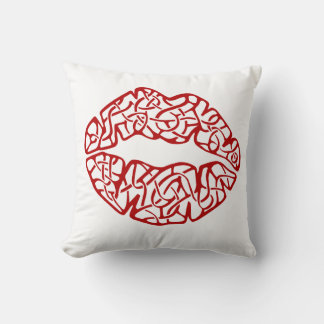 Kiss me throw pillow