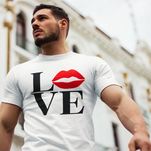 Kiss of Love Red Lips Boyfriend Modern T_Shirt