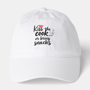 '''KISS THE COOK'' TYPOGRAPHY QUOTE HAT