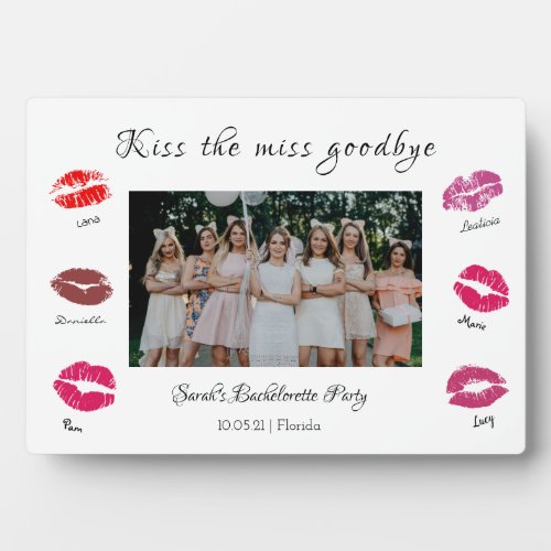 kiss the miss goodbye bachelorette party  lips plaque