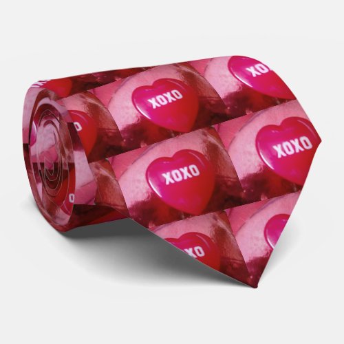 KISSES AND HUGS TIE FOR THAT SPECIAL BUY