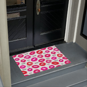 Kisses XOXO Red and Pink Doormat