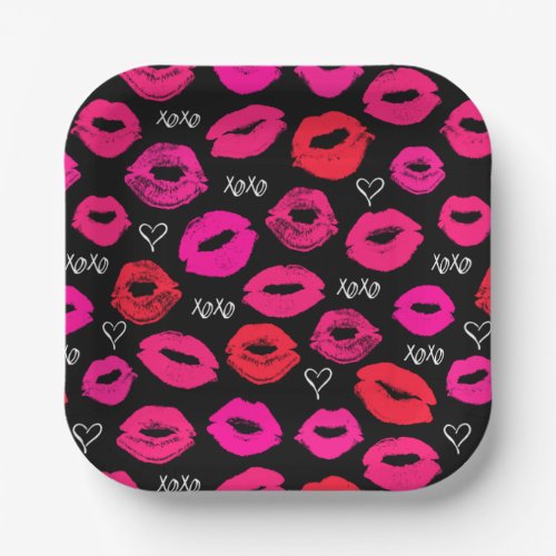 Kisses XOXO Red and Pink Paper Plates