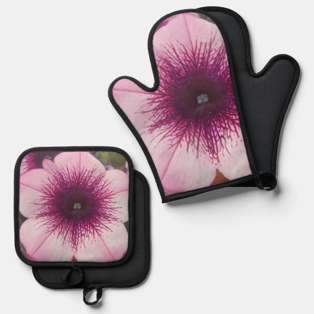 Kissesssss Oven Mitt & Pot Holder Set (Front/Back)