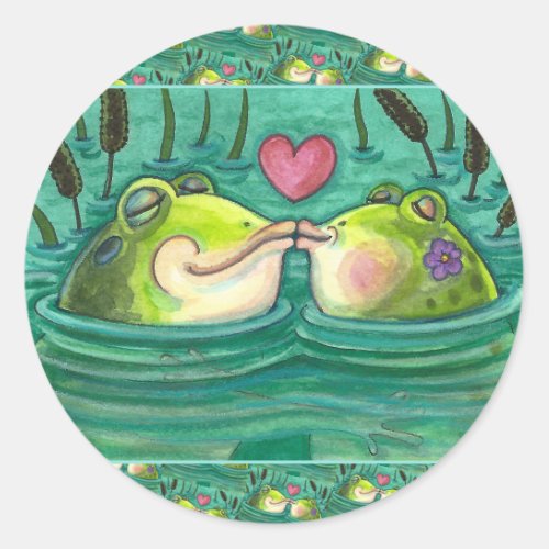 KISSING FROGS COLORFUL  CUTE POND ROMANCE FUNNY CLASSIC ROUND STICKER